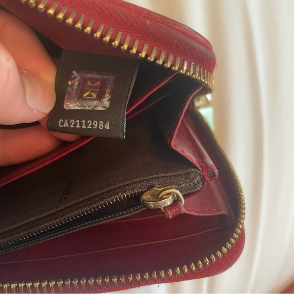 Fendi Red leather zip close wallet - Picture 6 of 9